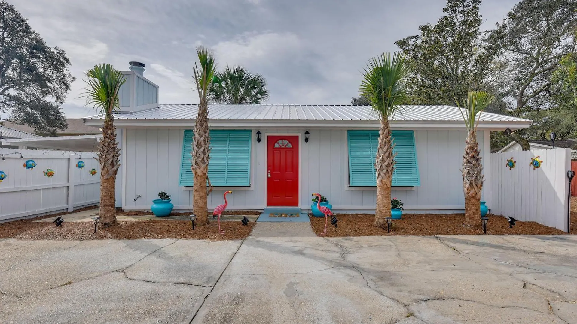 Fort Walton Beach Cottage With Patio And Hot Tub!