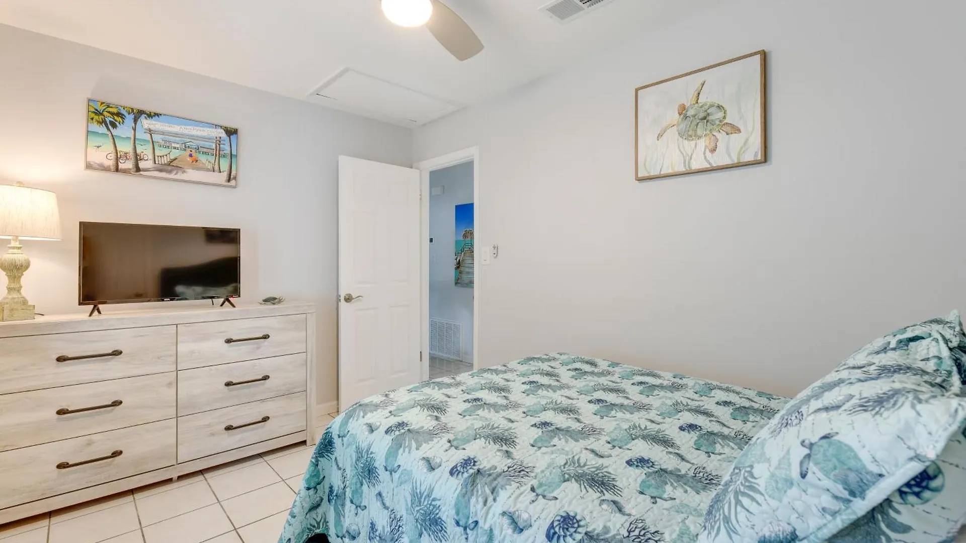 Fort Walton Beach Cottage With Patio And Hot Tub! Holiday home Fort Walton Beach